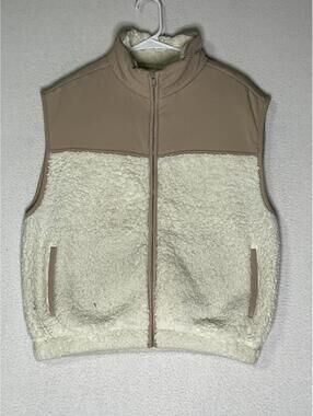 SO Tan White Faux Fur Sherpa Vest Jacket Full Zip Pockets Women's Size Medium